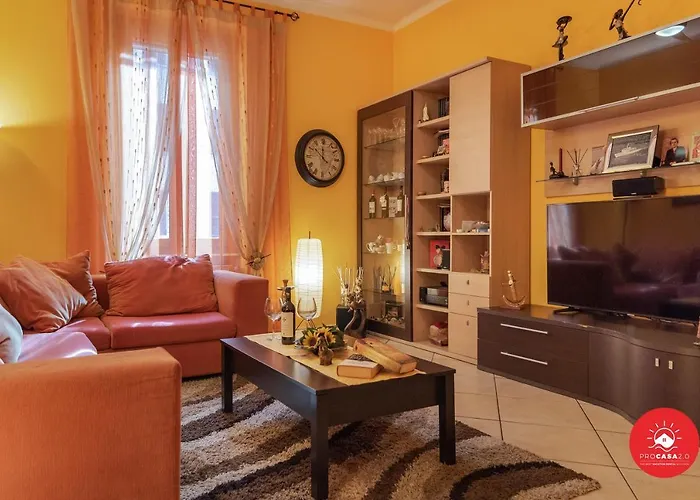 Melandra Home